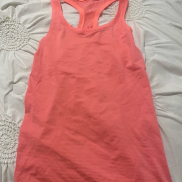 lululemon tank top - Picture 3 of 3